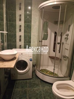 Продам однокомнатную (1-комн.) квартиру, Валерия Гаврилина ул, 3к1, Парголово п