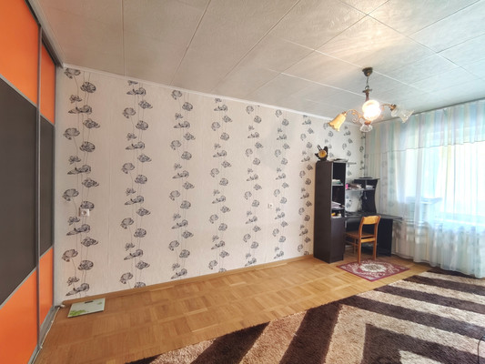 Продам трехкомнатную (3-комн.) квартиру, Остужева ул, 6, Воронеж г