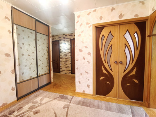 Продам трехкомнатную (3-комн.) квартиру, Остужева ул, 6, Воронеж г