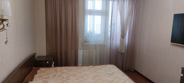 Продам двухкомнатную (2-комн.) квартиру, Ямашева пр-кт, 31А, Казань г