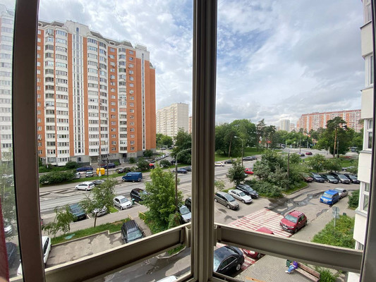 Продам трехкомнатную (3-комн.) квартиру, 1-я Вольская ул, 18к2, Москва г