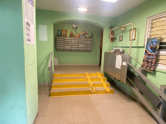 Продам трехкомнатную (3-комн.) квартиру, 1-я Вольская ул, 18к2, Москва г