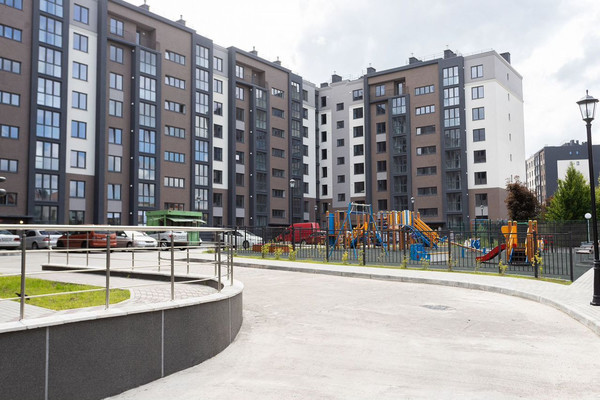 Продам однокомнатную (1-комн.) квартиру, Еловая аллея ул, 5а, Калининград г