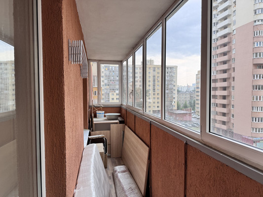 Продам однокомнатную (1-комн.) квартиру, Рощинская ул, 44, Екатеринбург г