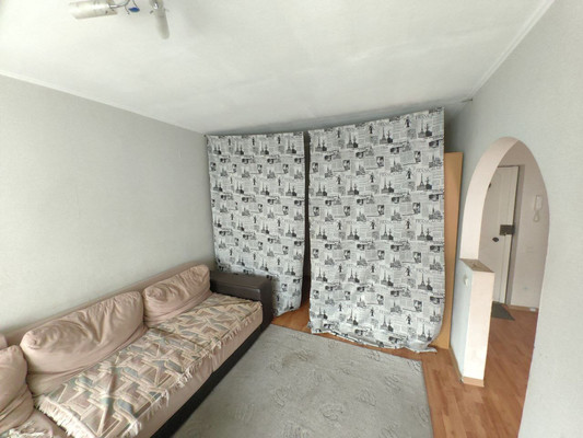 Продам однокомнатную (1-комн.) квартиру, Космонавтов пр-кт, 36к2, Ростов-на-Дону г