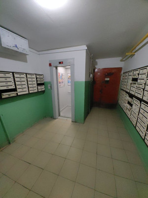 Продам однокомнатную (1-комн.) квартиру, Космонавтов пр-кт, 36к2, Ростов-на-Дону г