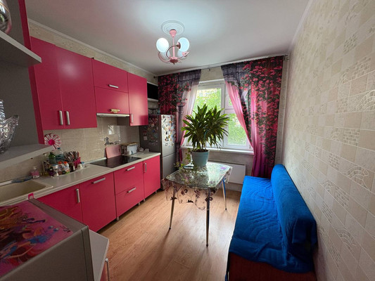 Продам однокомнатную (1-комн.) квартиру, Дмитровка Б. ул, 4к6, Москва г