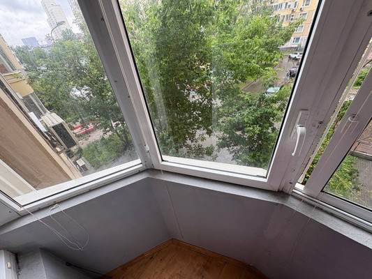 Продам однокомнатную (1-комн.) квартиру, Дмитровка Б. ул, 4к6, Москва г