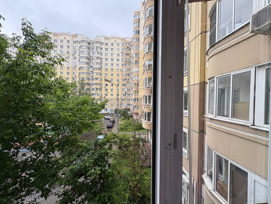 Продам однокомнатную (1-комн.) квартиру, Дмитровка Б. ул, 4к6, Москва г