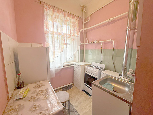Продам двухкомнатную (2-комн.) квартиру, 2-я Краснодарская ул, 24к4, Ростов-на-Дону г