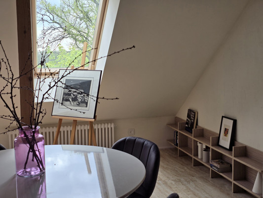 Продам трехкомнатную (3-комн.) квартиру, Верхнеозерная ул, 13ка, Калининград г