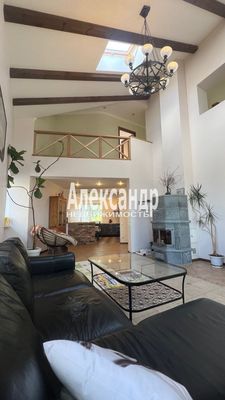 Продам дом, Большая Гвардейская ул, 24, Выборг г, 120 км от города