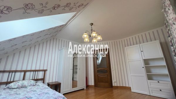 Продам дом, Большая Гвардейская ул, 24, Выборг г, 120 км от города