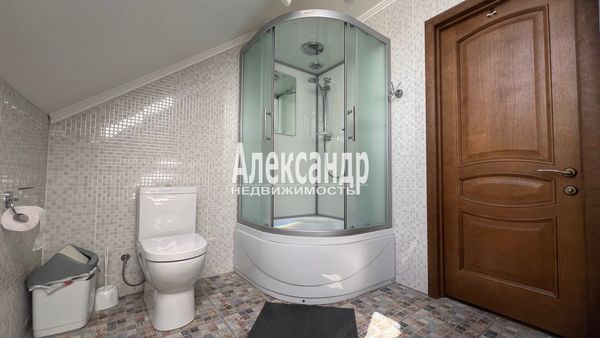 Продам дом, Большая Гвардейская ул, 24, Выборг г, 120 км от города