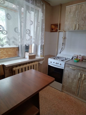 Сдам однокомнатную (1-комн.) квартиру, Строителей ул, 46, Йошкар-Ола г