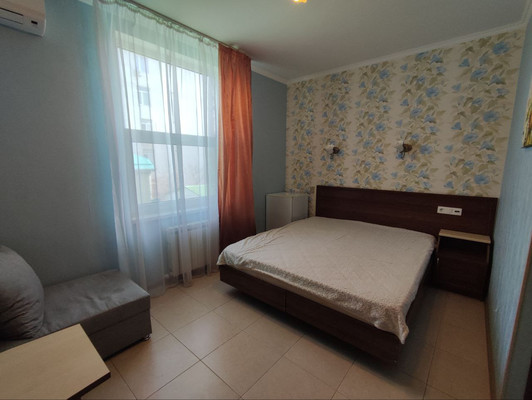 Продам однокомнатную (1-комн.) квартиру, Толстого ул, 106, Анапа г