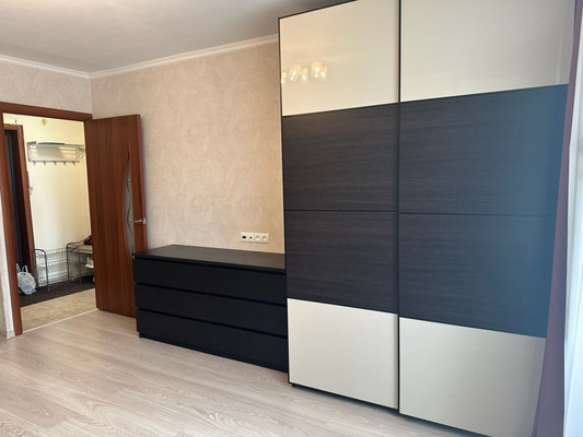 Продам однокомнатную (1-комн.) квартиру, Петрозаводская ул, 28к2, Москва г