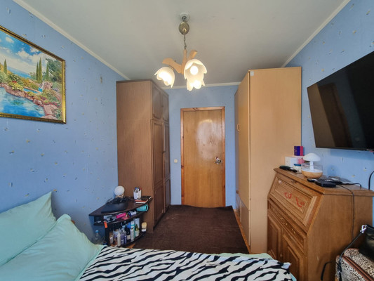 Продам трехкомнатную (3-комн.) квартиру, Самаркандский б-р, 6к2, Москва г