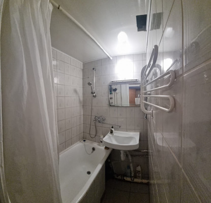 Продам трехкомнатную (3-комн.) квартиру, Самаркандский б-р, 6к2, Москва г