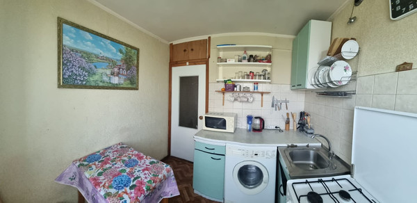 Продам трехкомнатную (3-комн.) квартиру, Самаркандский б-р, 6к2, Москва г