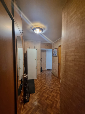 Продам трехкомнатную (3-комн.) квартиру, Самаркандский б-р, 6к2, Москва г