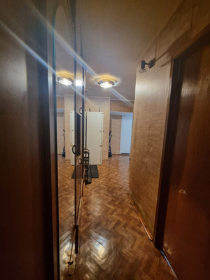 Продам трехкомнатную (3-комн.) квартиру, Самаркандский б-р, 6к2, Москва г