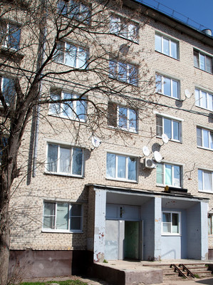 Продам двухкомнатную (2-комн.) квартиру, Заводская (Климовск мкр.) ул, 18, Подольск г