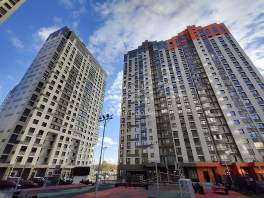 Продам двухкомнатную (2-комн.) квартиру, Красная Сосна ул, 3кА, Москва г