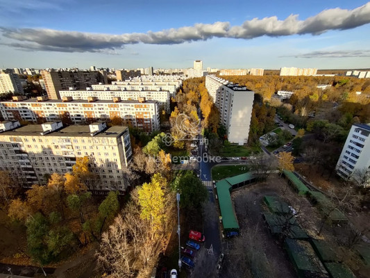 Продам однокомнатную (1-комн.) квартиру, Красная Сосна ул, 3, Москва г
