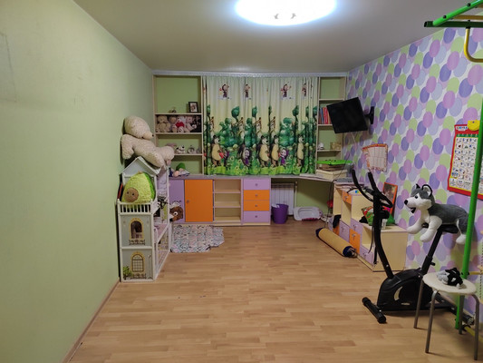 Продам двухкомнатную (2-комн.) квартиру, Петрозаводская ул, 33, Сыктывкар г