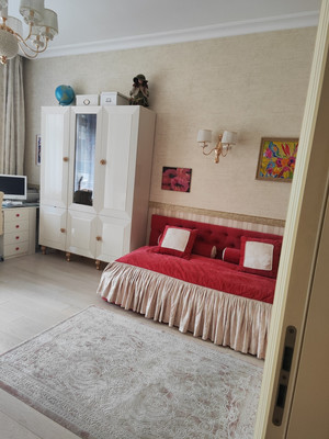 Продам трехкомнатную (3-комн.) квартиру, Татарская ул, 7, Москва г