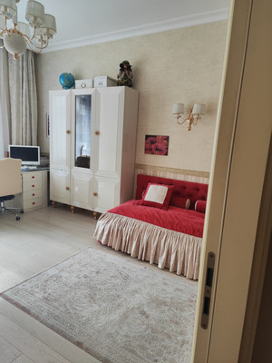 Продам трехкомнатную (3-комн.) квартиру, Татарская ул, 7, Москва г
