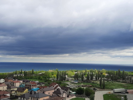 Продам трехкомнатную (3-комн.) квартиру, Григорьева ул, 12, Новороссийск г