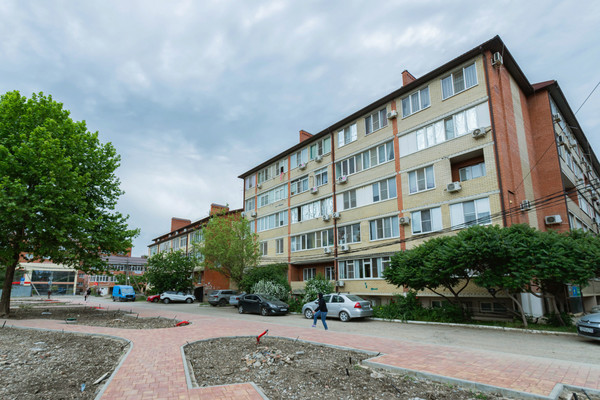 Продам однокомнатную (1-комн.) квартиру, им. Шаляпина Ф.И. ул, 4, Краснодар г
