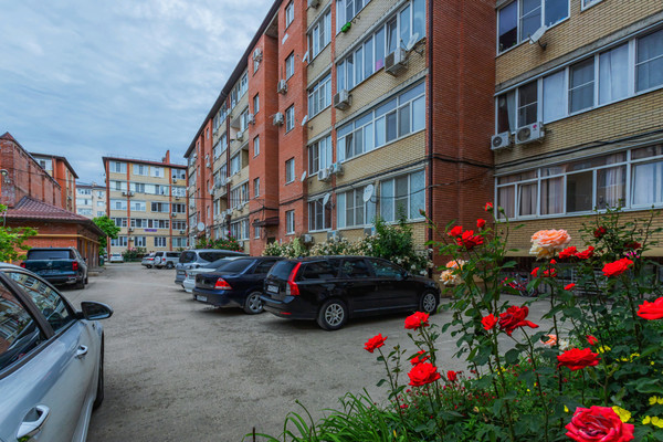 Продам однокомнатную (1-комн.) квартиру, им. Шаляпина Ф.И. ул, 4, Краснодар г
