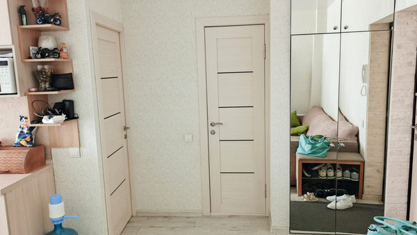 Продам двухкомнатную (2-комн.) квартиру, Батуринская ул, 165/13, Ростов-на-Дону г