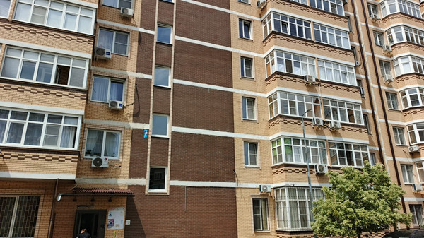 Продам двухкомнатную (2-комн.) квартиру, Батуринская ул, 165/13, Ростов-на-Дону г