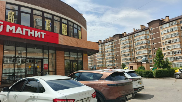 Продам двухкомнатную (2-комн.) квартиру, Батуринская ул, 165/13, Ростов-на-Дону г