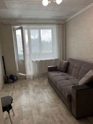 Продам комнату в 6-комн. квартире, Красных Партизан ул, 10а, Колпино г