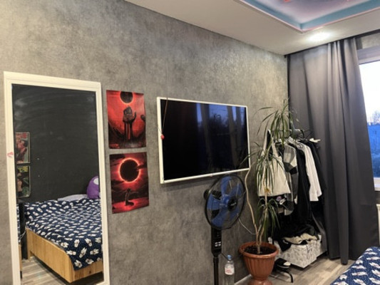 Продам трехкомнатную (3-комн.) квартиру, Ленина пр-кт, 35, Тосно г