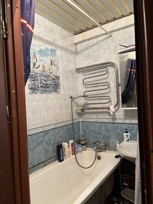 Продам трехкомнатную (3-комн.) квартиру, Ленина пр-кт, 35, Тосно г