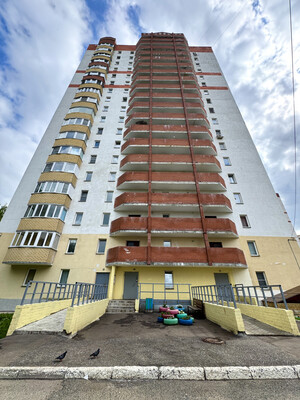 Продам однокомнатную (1-комн.) квартиру, Ленина ул, 184к5, Киров г