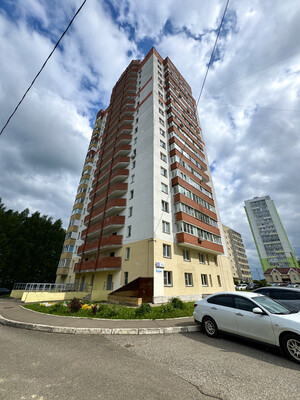 Продам однокомнатную (1-комн.) квартиру, Ленина ул, 184к5, Киров г