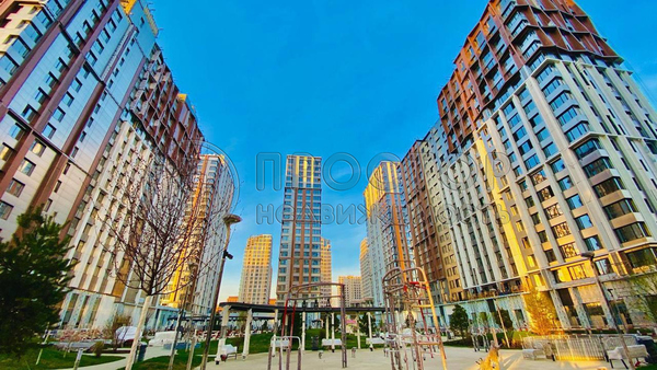 Продам двухкомнатную (2-комн.) , 5 кв-л, 4, Москва г
