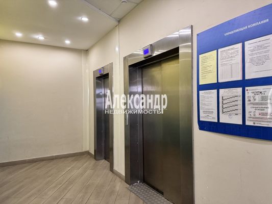 Продам однокомнатную (1-комн.) квартиру, Петровский б-р, 6к2, Мурино п