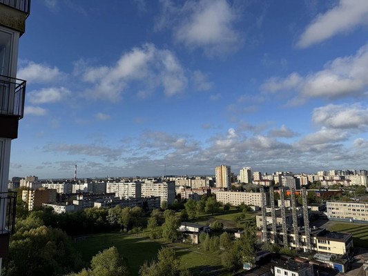 Продам трехкомнатную (3-комн.) квартиру, Горького ул, 168А, Калининград г