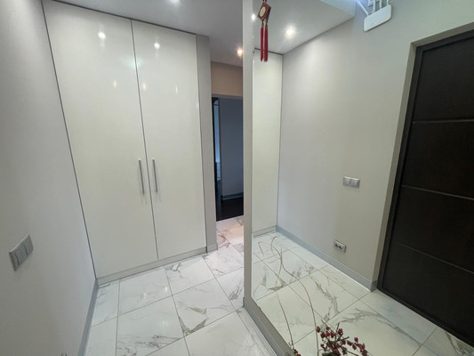 Продам однокомнатную (1-комн.) квартиру, Ковров пер, 4к2, Москва г