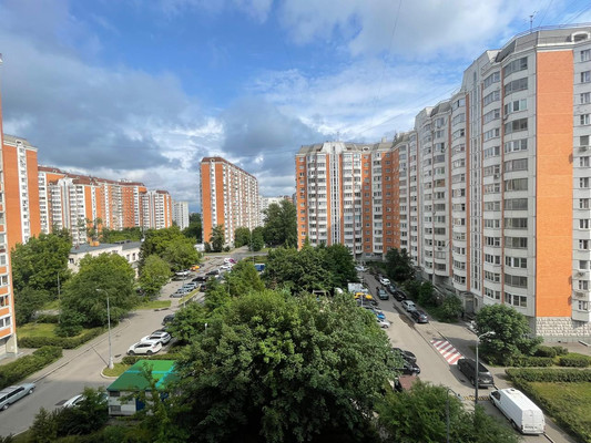 Продам однокомнатную (1-комн.) квартиру, Ковров пер, 4к2, Москва г