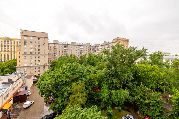 Продам двухкомнатную (2-комн.) квартиру, Маломосковская ул, 2к2, Москва г
