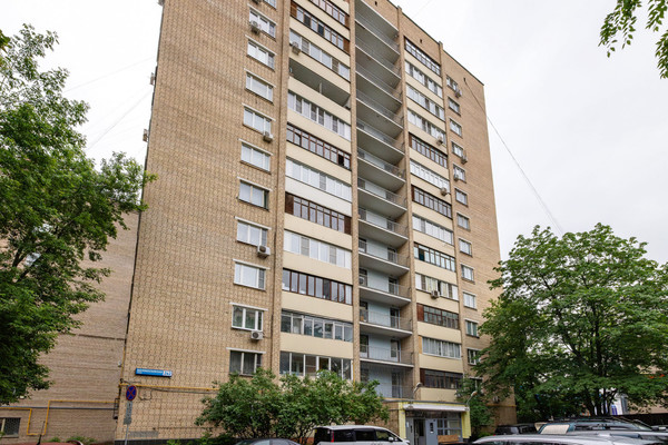 Продам двухкомнатную (2-комн.) квартиру, Маломосковская ул, 2к2, Москва г
